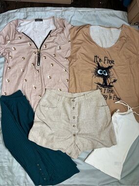 Women’s Summer Bundle XL Tank & Size 16 Linen Shorts Outfit Set